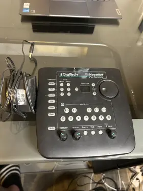 1001702 DIGITECH Vocalist Performer Vocal Harmony Processor