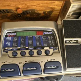 RP300AV DIGITECH Digital Modeling Effects Pedal Electric