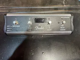 0994070000 FENDER Ult Switch Gdec Footswitch