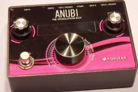Anubi-mod FOXGEAR Modulation Box Effects Pedal