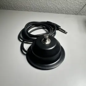 LWS21 LIVEWIRE Latching Footswitch #2