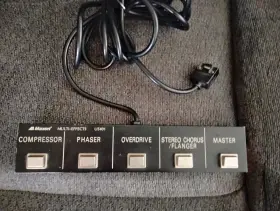 UE-401 MAXON Controller Pedal Effects Rack