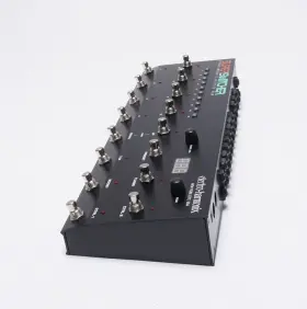 196271089599 ELECTRO Harmonix Switcher Programmable Effects #2