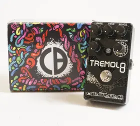 TREMOL08 CATALINBREAD Tremolo Guitar Effects Pedal Power