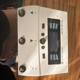 1232373 TC-HELICON Voicelive Play Digital Harmony Effects