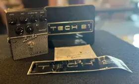 Cs-lds TECH21 Leeds Effect Guitar Pedal Tin Manual