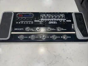 515260006281 ZOOM Guitar Effect Pedal