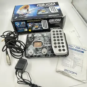884354009786 ZOOM Dave Mustaine Guitar Effects Pedal Manual
