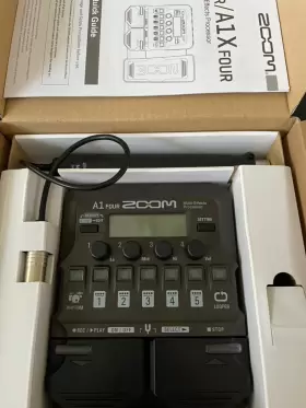 A1X-FOUR ZOOM Acoustic Effects Processor