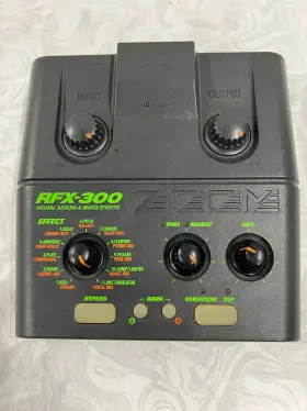 RFX-300 ZOOM Digital Reverb Effects